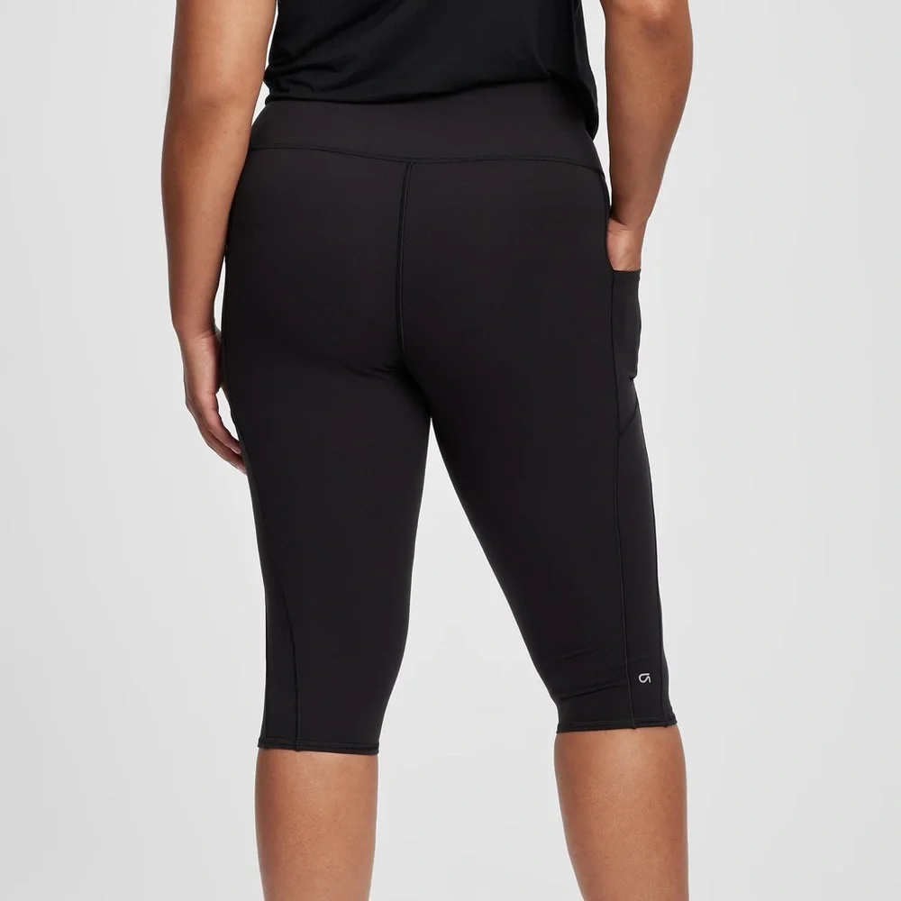 Gap Fit sculpt compression crop leggings size XS